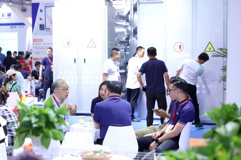 5月18日中國(guó)畜博會(huì)盛大開(kāi)幕，卓一牧業(yè)展位人氣“狂飆”！