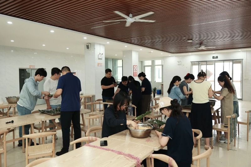 粽情端午，共筑企心 | 卓一牧業(yè)祝大家端午安康！